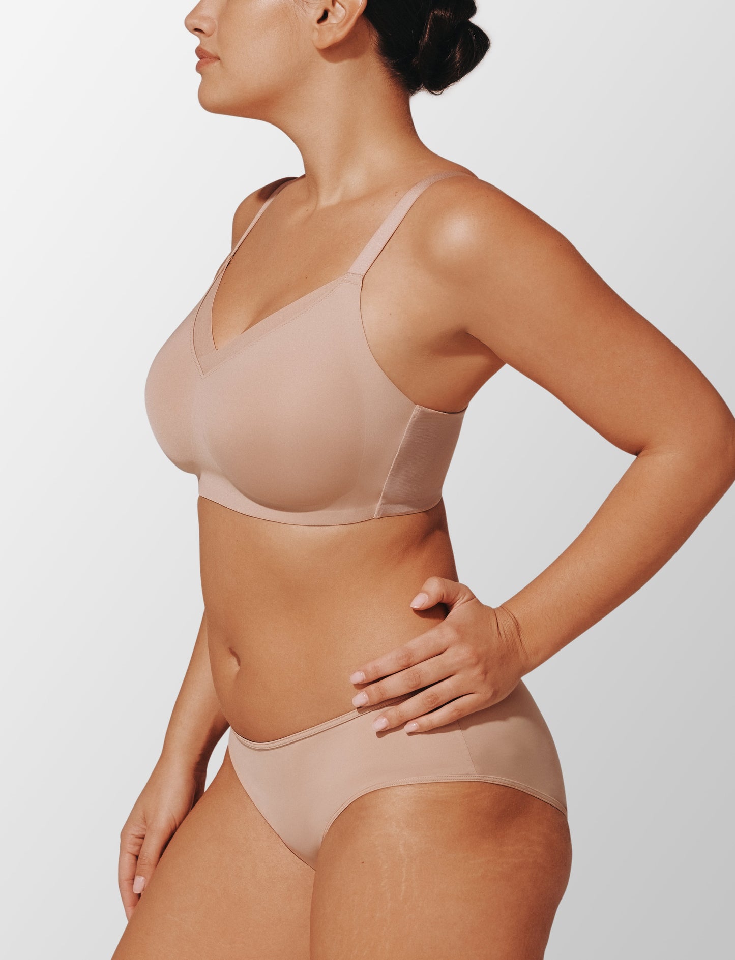Classic Wireless Crossover Minimizer Bra